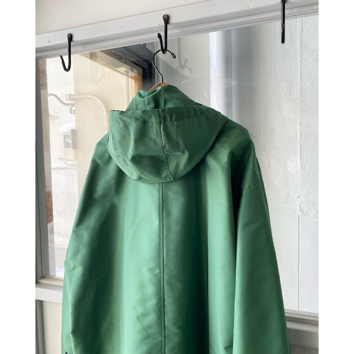 AURALEE SILK POLYESTER GROSGRAIN HOODED BLOUS AURALEE SILK POLYESTER GROSGRAIN HOODED BLOUS