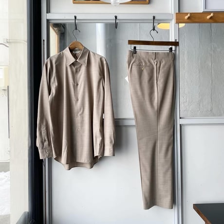 AURALEE　SUPER FINE TROPICAL WOOL SLACKS