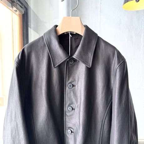 AURALEE　TEXTURED LAMB LEATHER BLOUSON