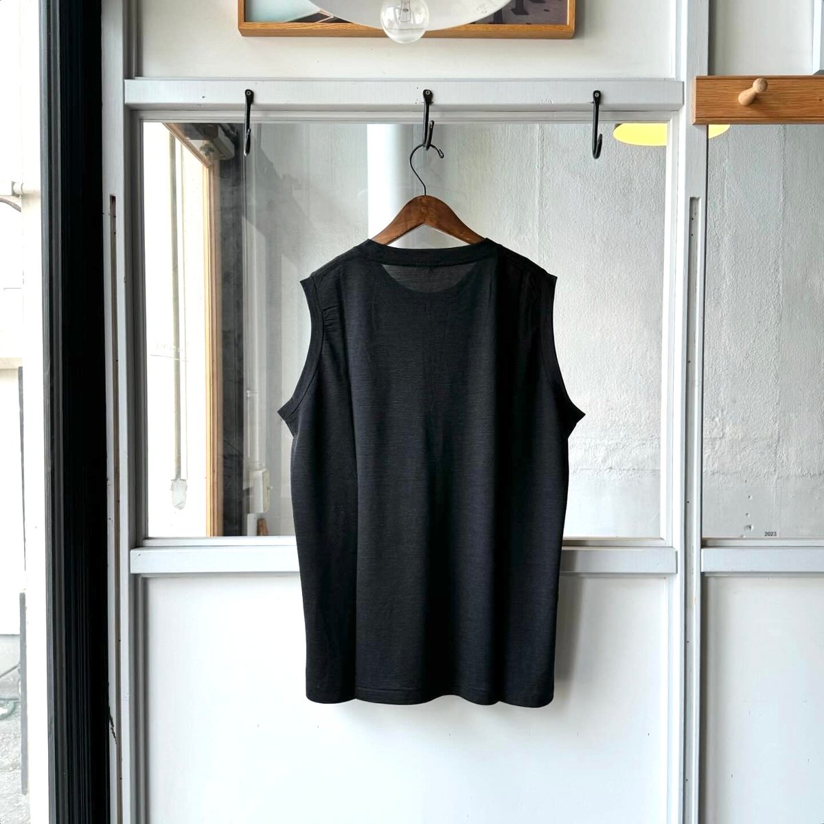 COMOLI  ノースリーブシャツ COMOLI】 “SS24 COLLECTION” -10th DELIVERY- | MAIDENS SHOP