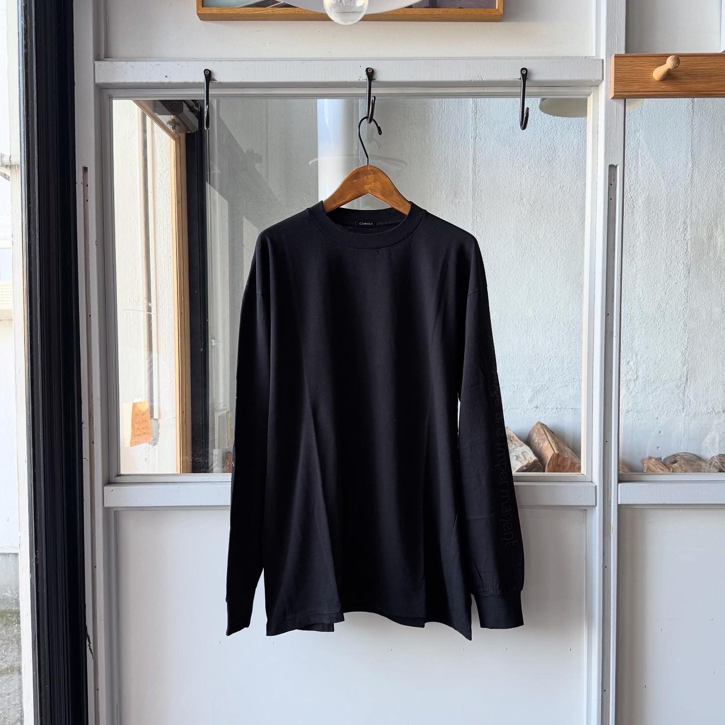 COMOLI コットンカシミヤ 長袖Tシャツ | Less Higashikawa