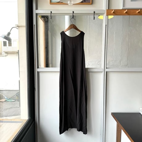 COMOLI　レーヨン ノースリーブ