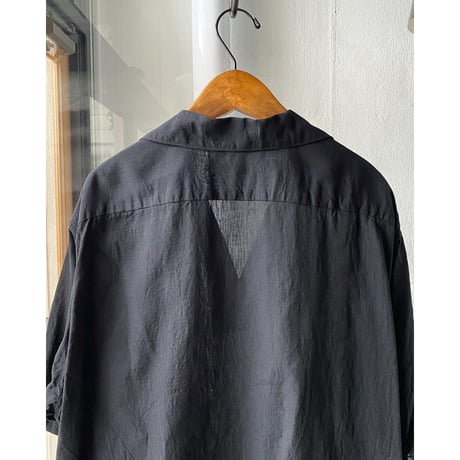 COMOLI   ベタシャン  スキッパー半袖シャツ