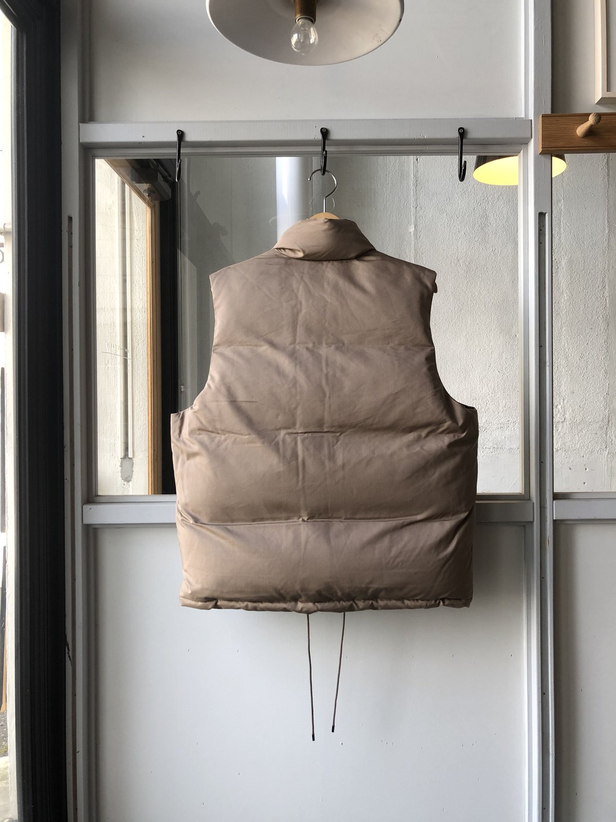 雀荘AURALEE DOWN VEST Auralee Suvin High Count Down Vest Blue – Neighbour