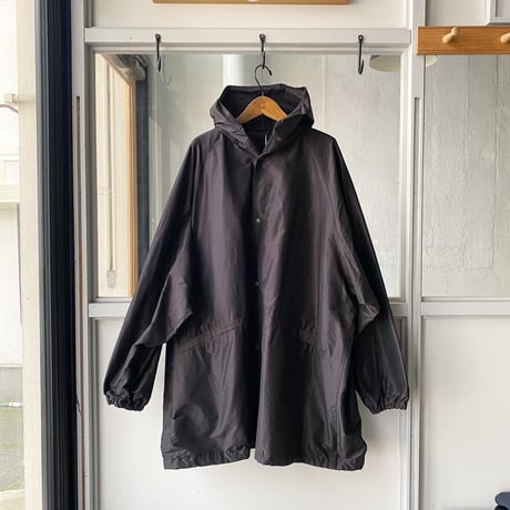 COMOLI　コットンシルク フーデッドコート