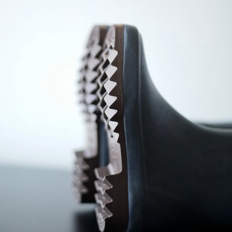 Daiichi Rubber "RAKA" CHARCOAL