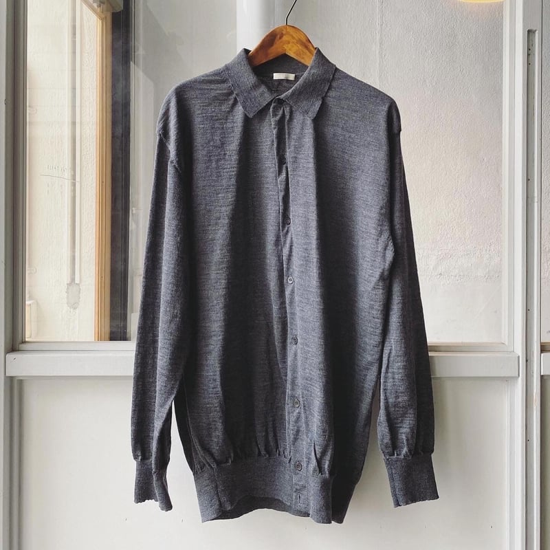 COMOLI 21G ウール衿つきカーディガン | Less Higashikawa COMOLI 21G ウール衿つきカーディガン | Less Higashikawa
