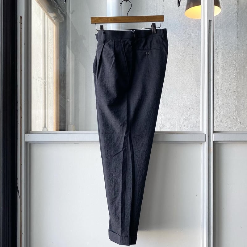 COMOLI ウール 2タックパンツ | Less Higashikawa COMOLI ウール 2タックパンツ | Less Higashikawa