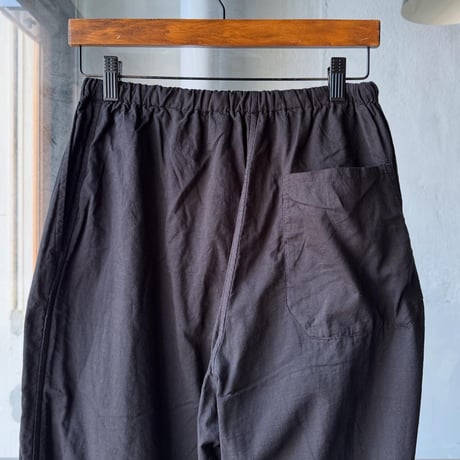 COMOLI　KHADIコットン ドローストリングパンツ