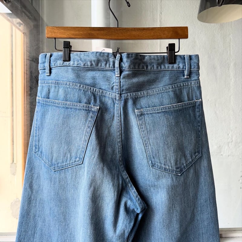 パンツ AURALEE SELVEDGE FADED DENIM WIDE PANTS AURALEE Selvedge Faded Light Denim Wide Pants - LIGHT INDIGO