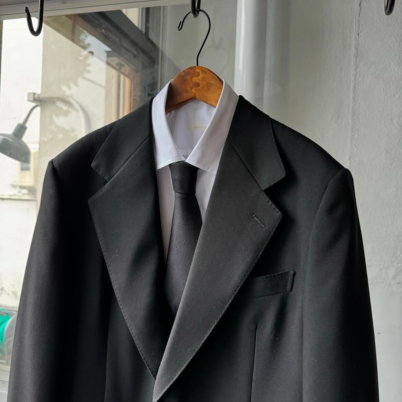 COMOLI ブラックフォーマル タイ | Less Higashikawa