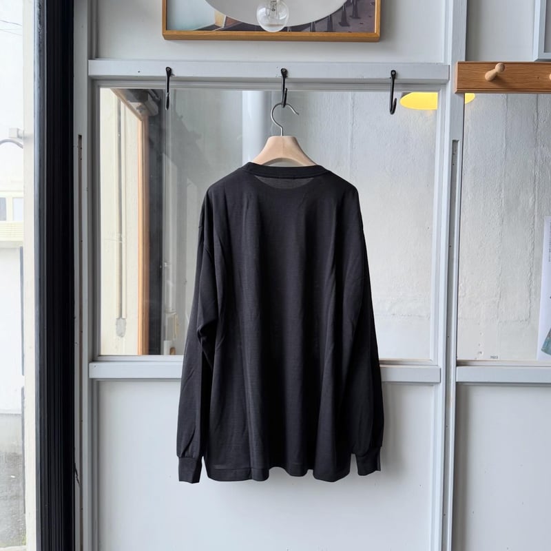 COMOLI サマーウール 長袖Tシャツ | Less Higashikawa