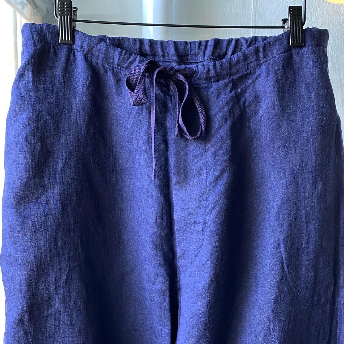 COMOLI リネンWクロス ドローストリングパンツ | Less Higashikawa