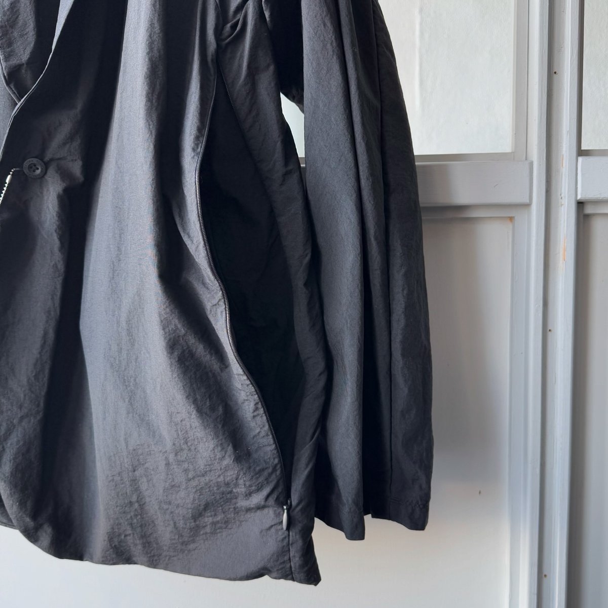 TEATRA WALLET JACKET PLUS《PACKABLE》 | Less Hig TEATRA WALLET JACKET PLUS《PACKABLE》 | Less Hig