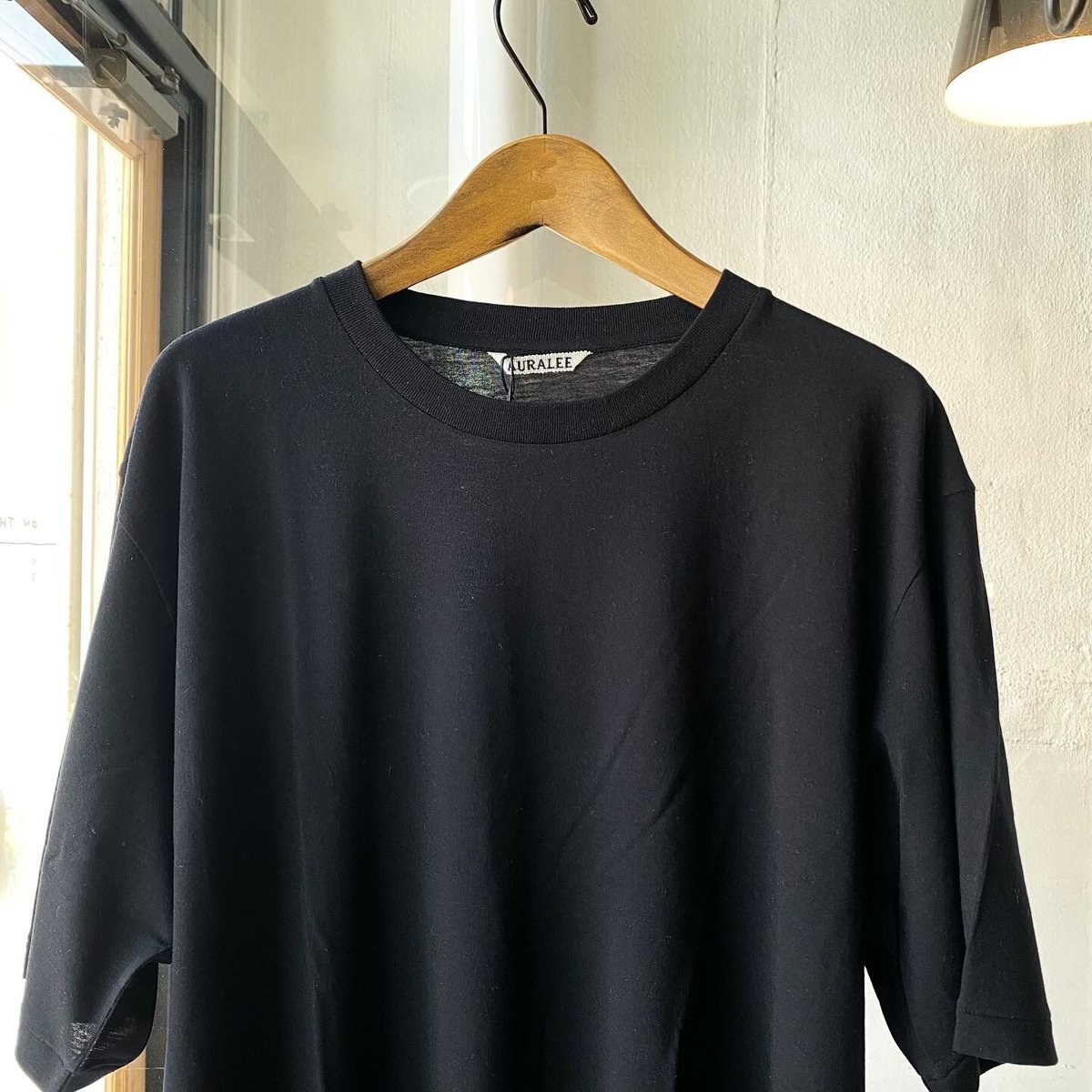 AURALEE SUPER SOFT WOOL JERSEY TEE | Less Hig