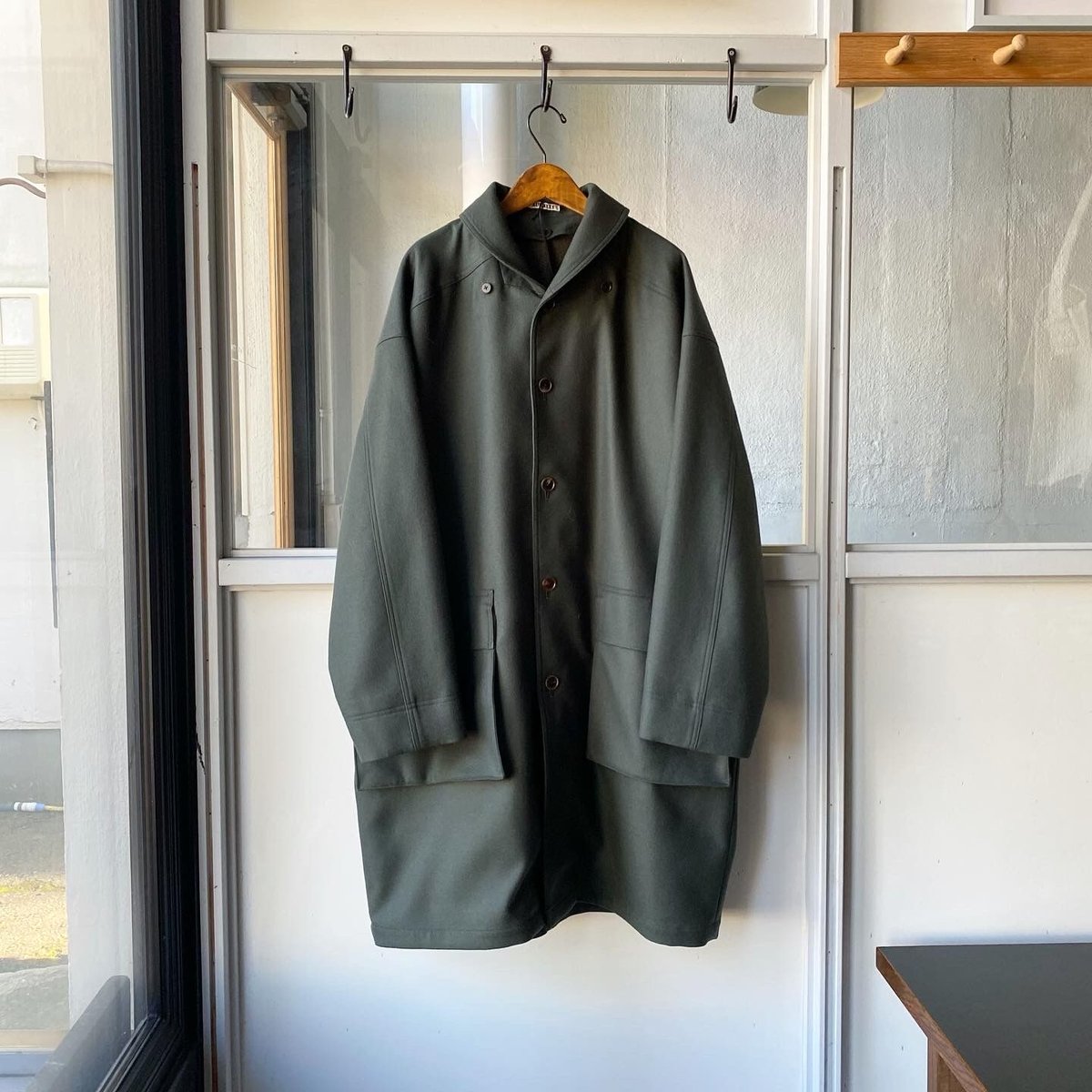 AURALEE LIGHT MELTON HOODED LINER COAT | Less AURALEE LIGHT MELTON HOODED LINER COAT | Less