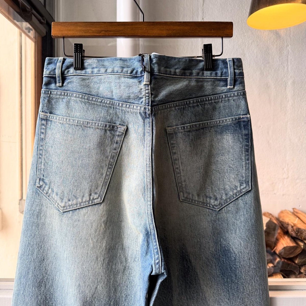 AURALEE SELVEDGE FADED HEAVY DENIM WIDE PANTS |