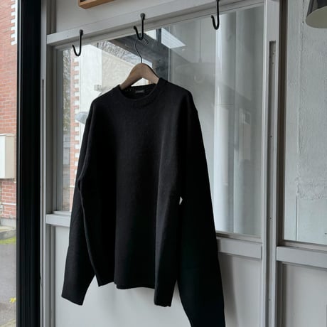 COMOLI　ラムズウール クルーネックニット