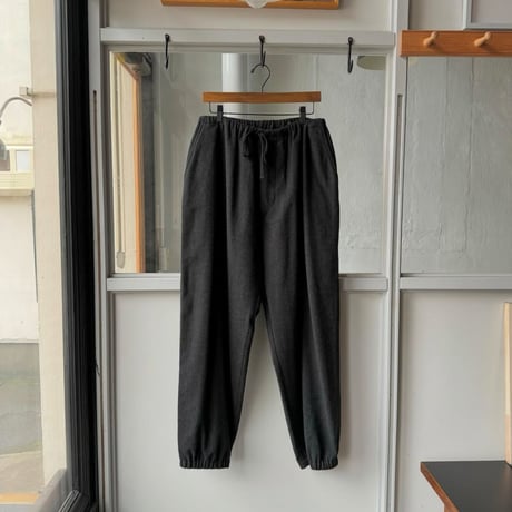 COMOLI　カシミヤ ドローストリングパンツ