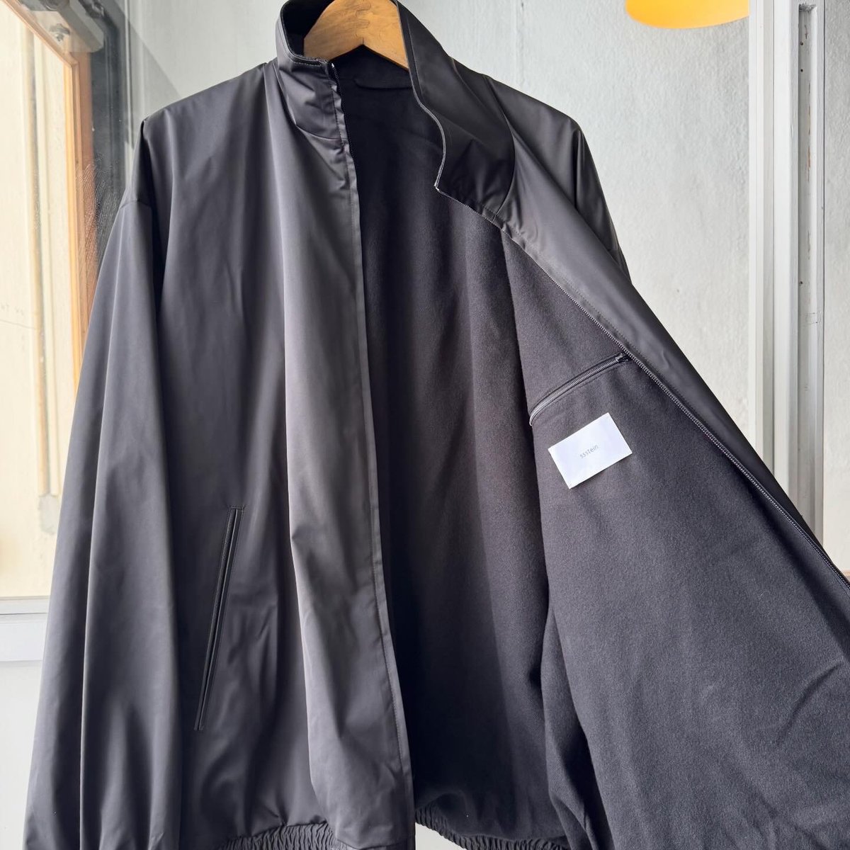ssstein SILK-BACK STAND COLLAR ZIP JACKET | L