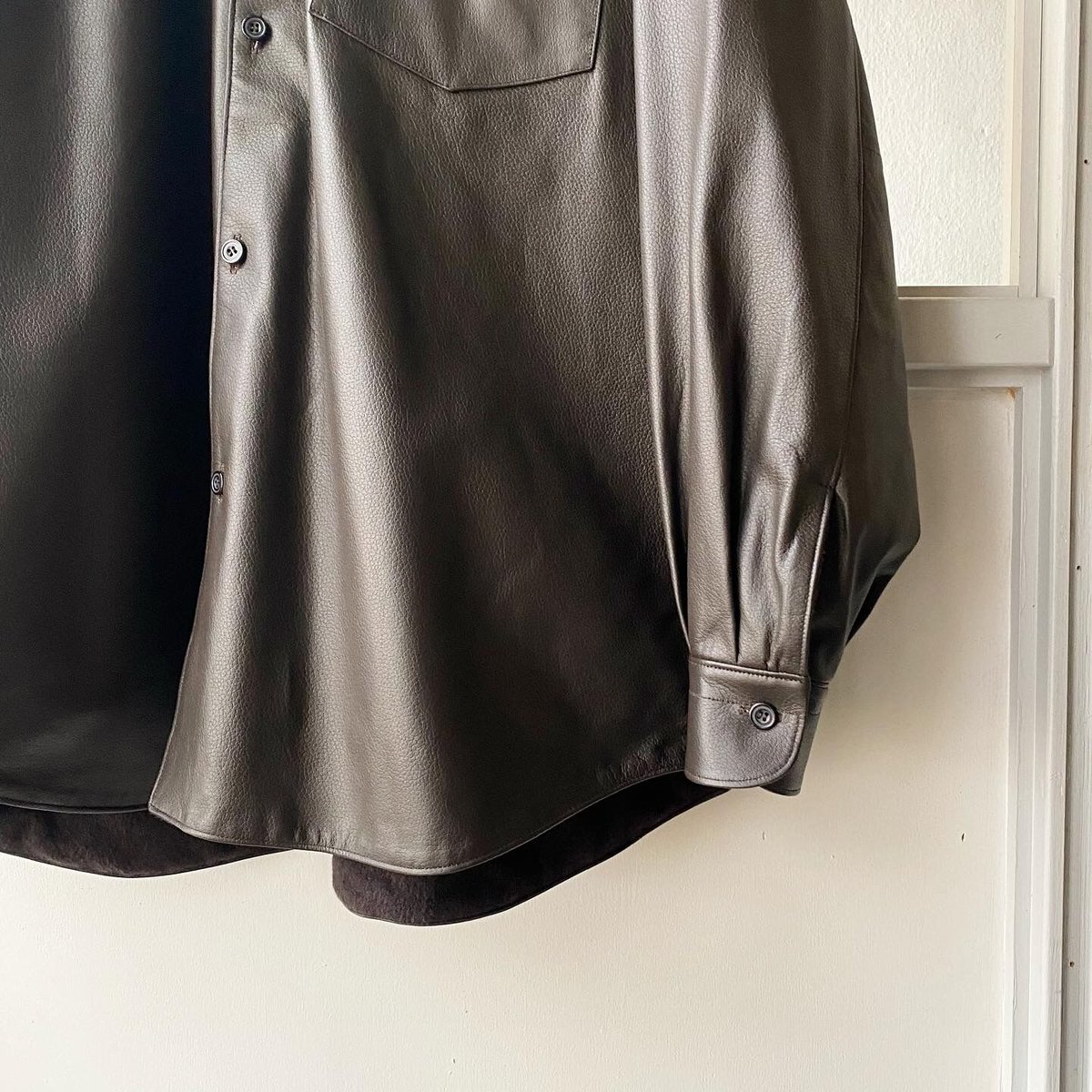 ＜COMOLI＞シープスキンシャツジャケット COMOLI (コモリ) シープスキン シャツジャケット