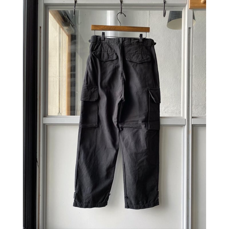 COMOLI ブラック 6ポケットパンツ | Less Higashikawa