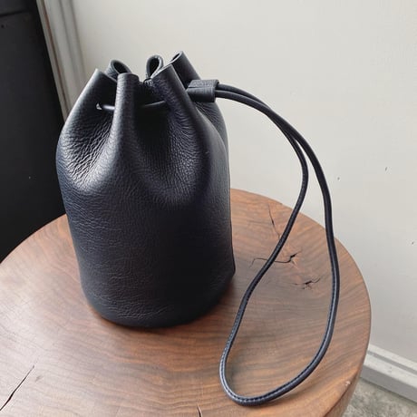 Aeta   HAND POUCH   (PG41)