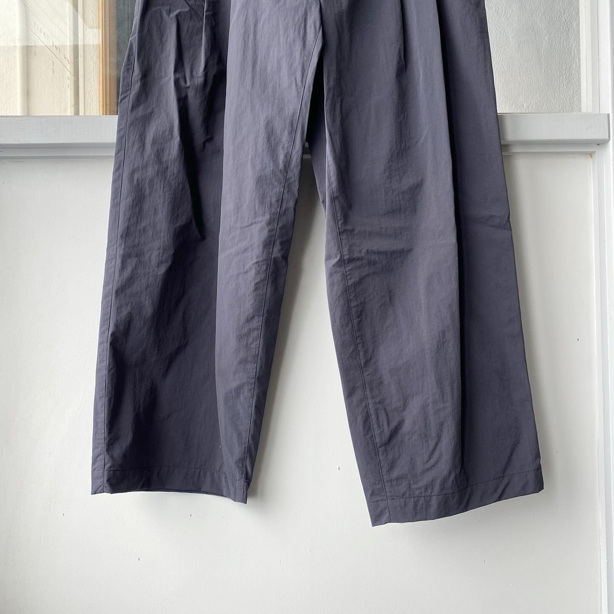 ssstein WINDPROOF NYLON WIDE EASY TROUSERS - ssstein WINDPROOF NYLON WIDE EASY TROUSERS -