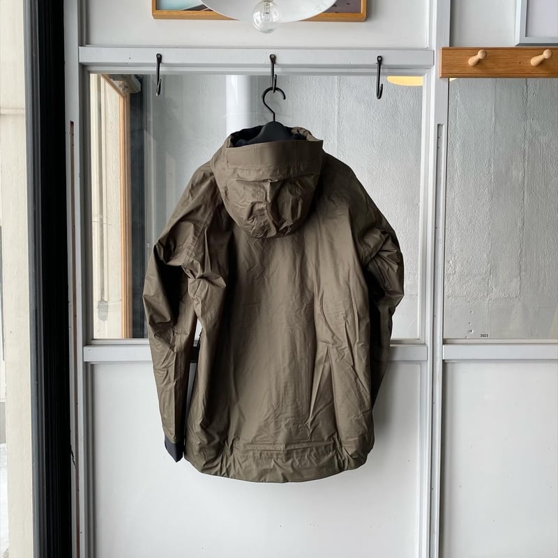 山と道 All-weather Alpha Jacket ※在庫なし | Less Higa...