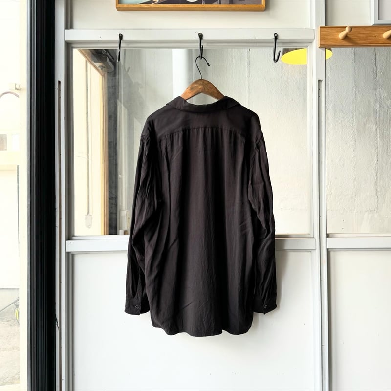 COMOLI レーヨン オープンカラーシャツ - BLACK | Less Higashikawa COMOLI レーヨン オープンカラーシャツ - BLACK | Less Higashikawa