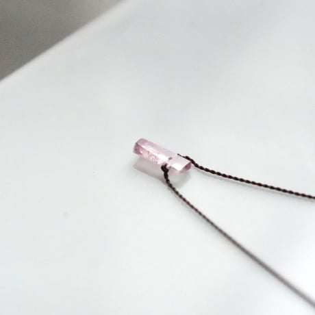 Margaret Solow 　X-small Geometric  Necklace    Tourmaline