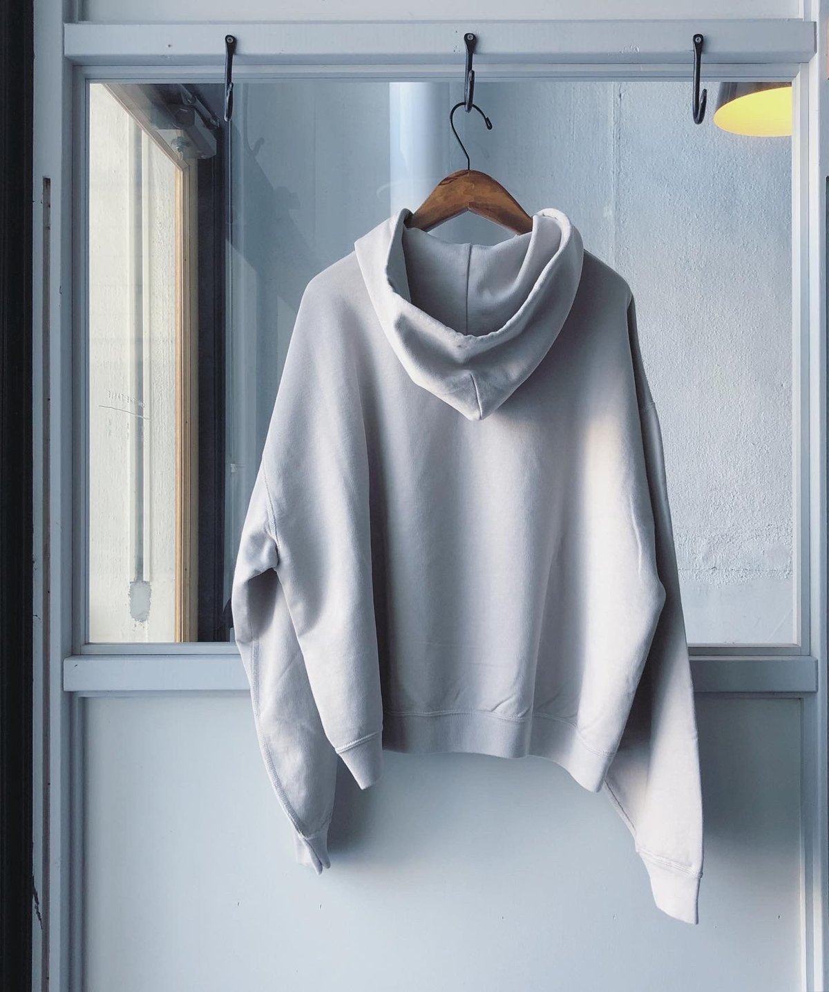 美品✨オーラリー SUPER SOFT SWEAT BIG P/O 1 ベージュ SUPER SOFT HEAVY SWEAT P/O (A8AP01GU) | DIVERSE / カットソー
