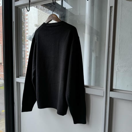 COMOLI　ラムズウール クルーネックニット