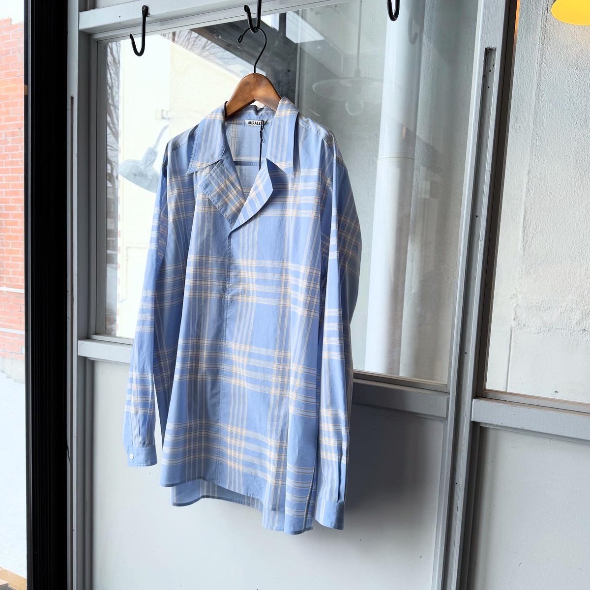 AURALEE WASHED FINX TYPEWRITER CHECK P/O SHIRT
