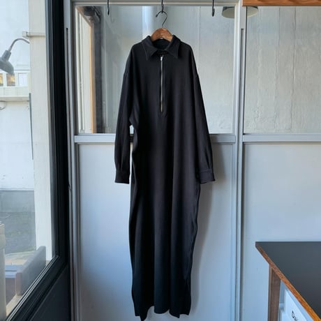 COMOLI　縮絨ウール ハーフジップワンピース