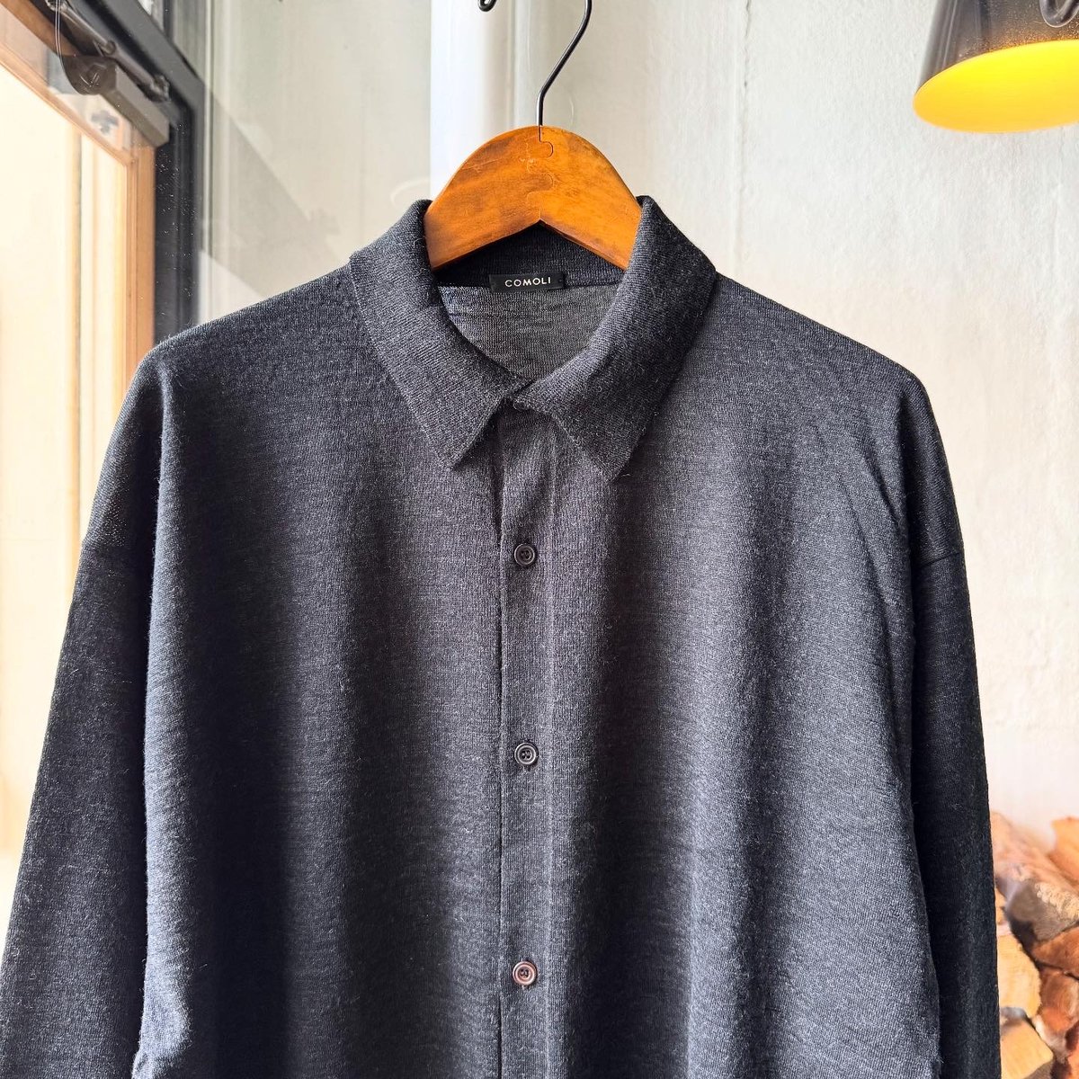 【目立った傷や汚れなし】COMOLI 24aw ウール衿付きカーディガン fit=scale-down,w=1200