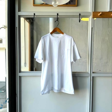 COMOLI　サープラス Tシャツ