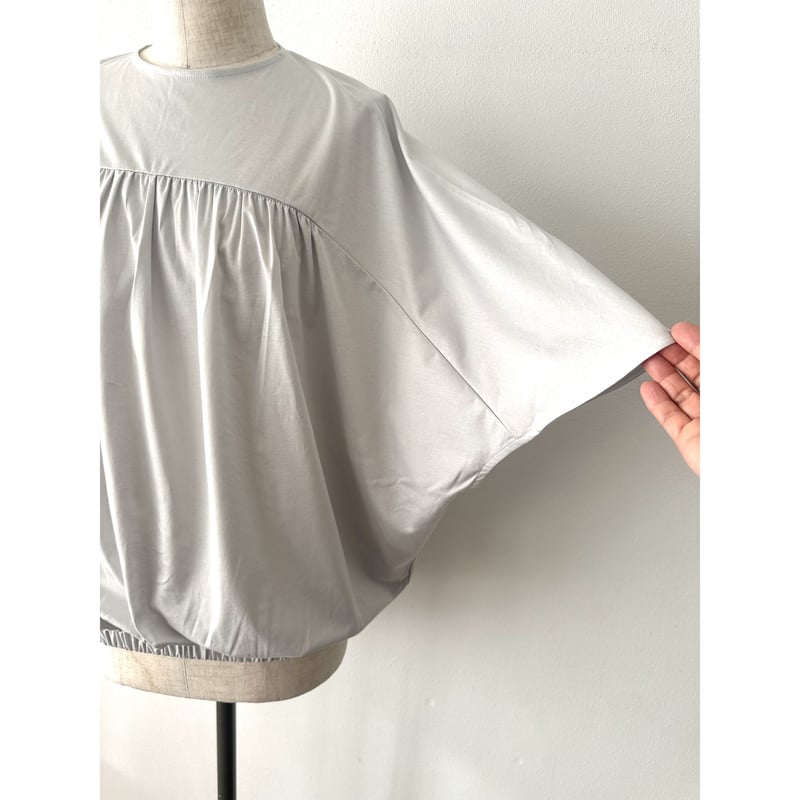 FRUITS OF LIFE 　グレー 　ブラウス fruits of life コットンギャザーブラウス / 卯の花(オフ