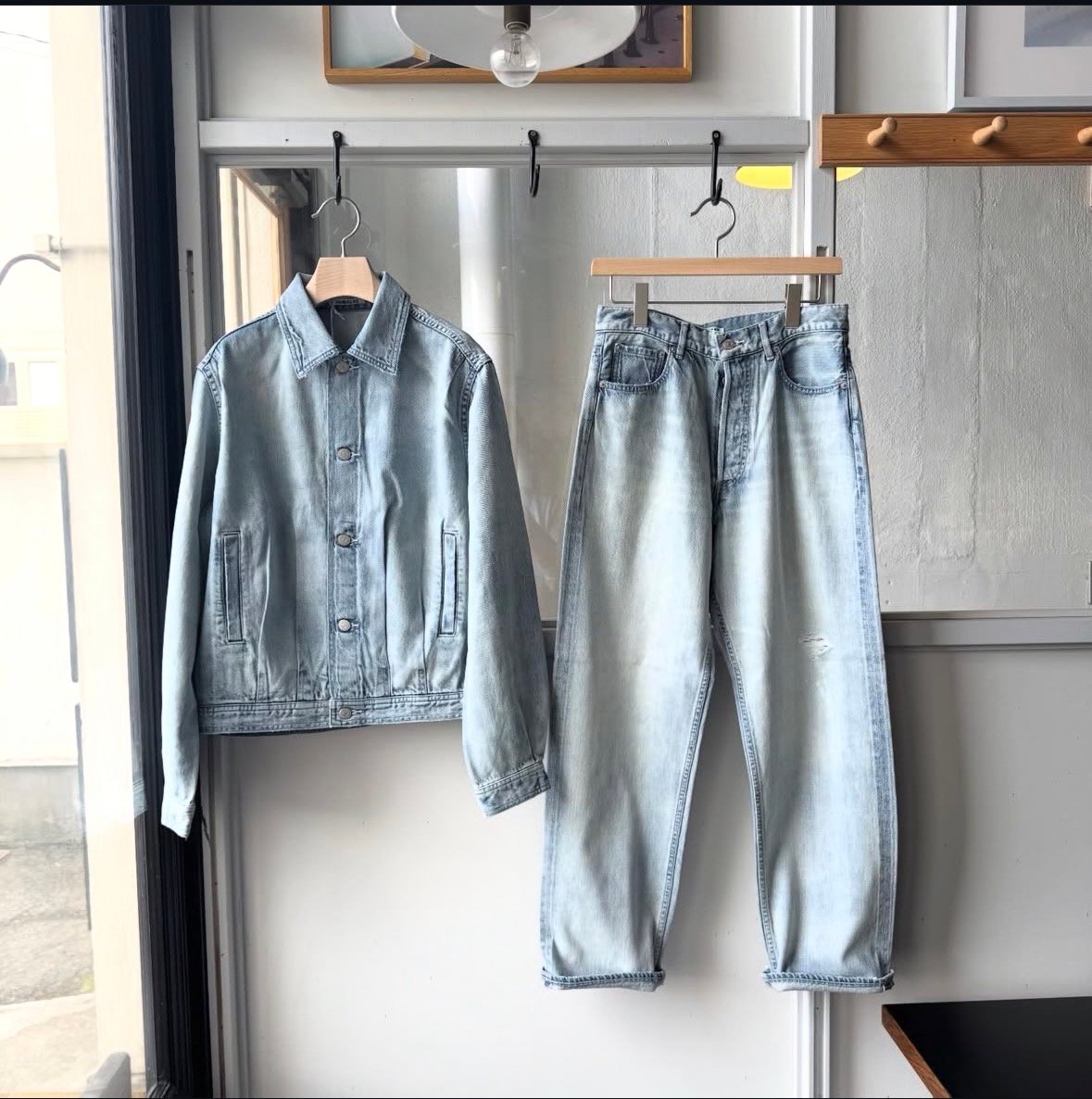 AURALEE FADED SELVEDGE LIGHT DENIM BLOUSON | Le