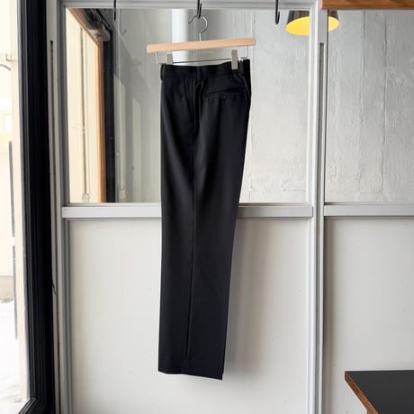 AURALEE　LIGHT WOOL MAX GABARDINE SLACKS