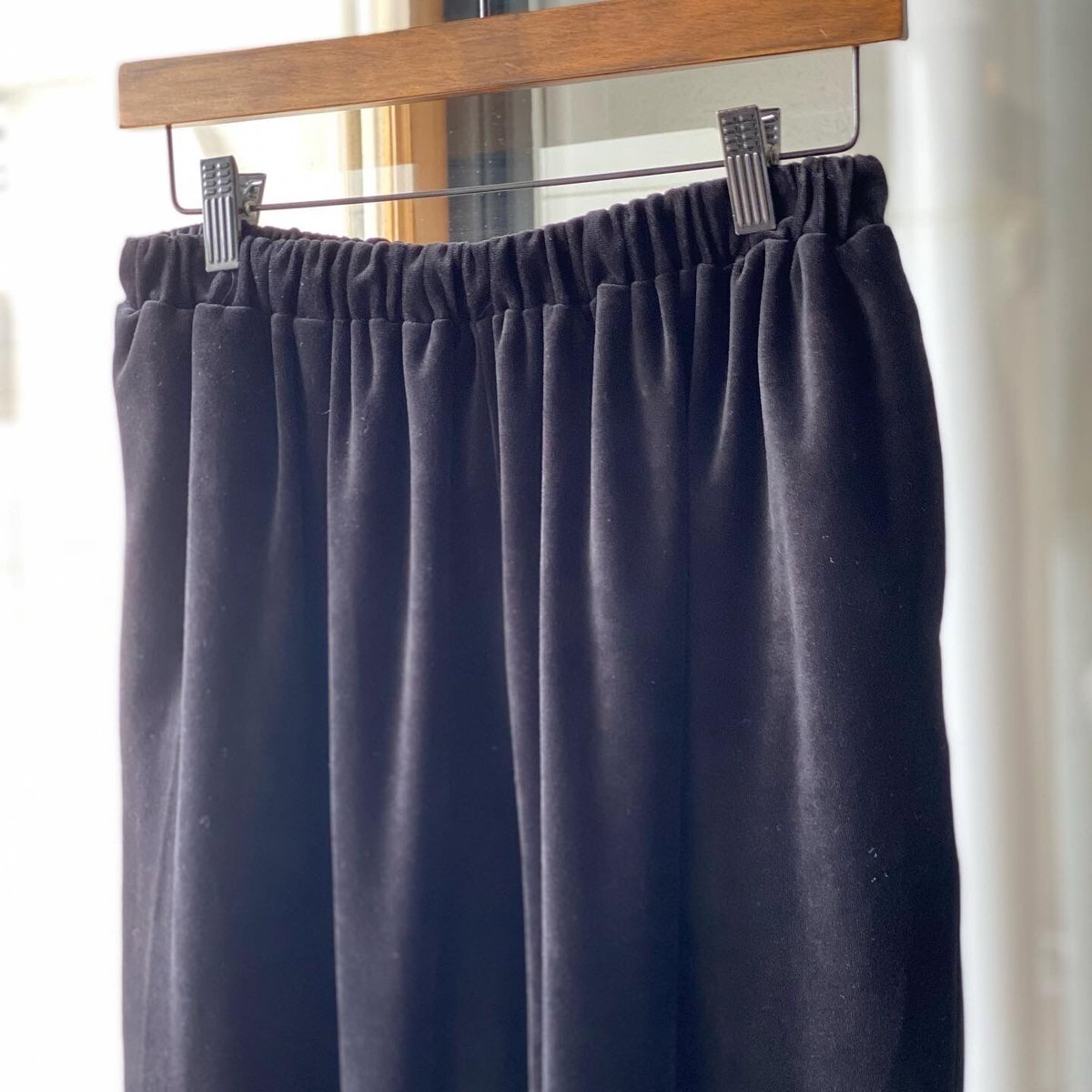 fruits of life ベロアテーパードパンツ | Less Higashikawa