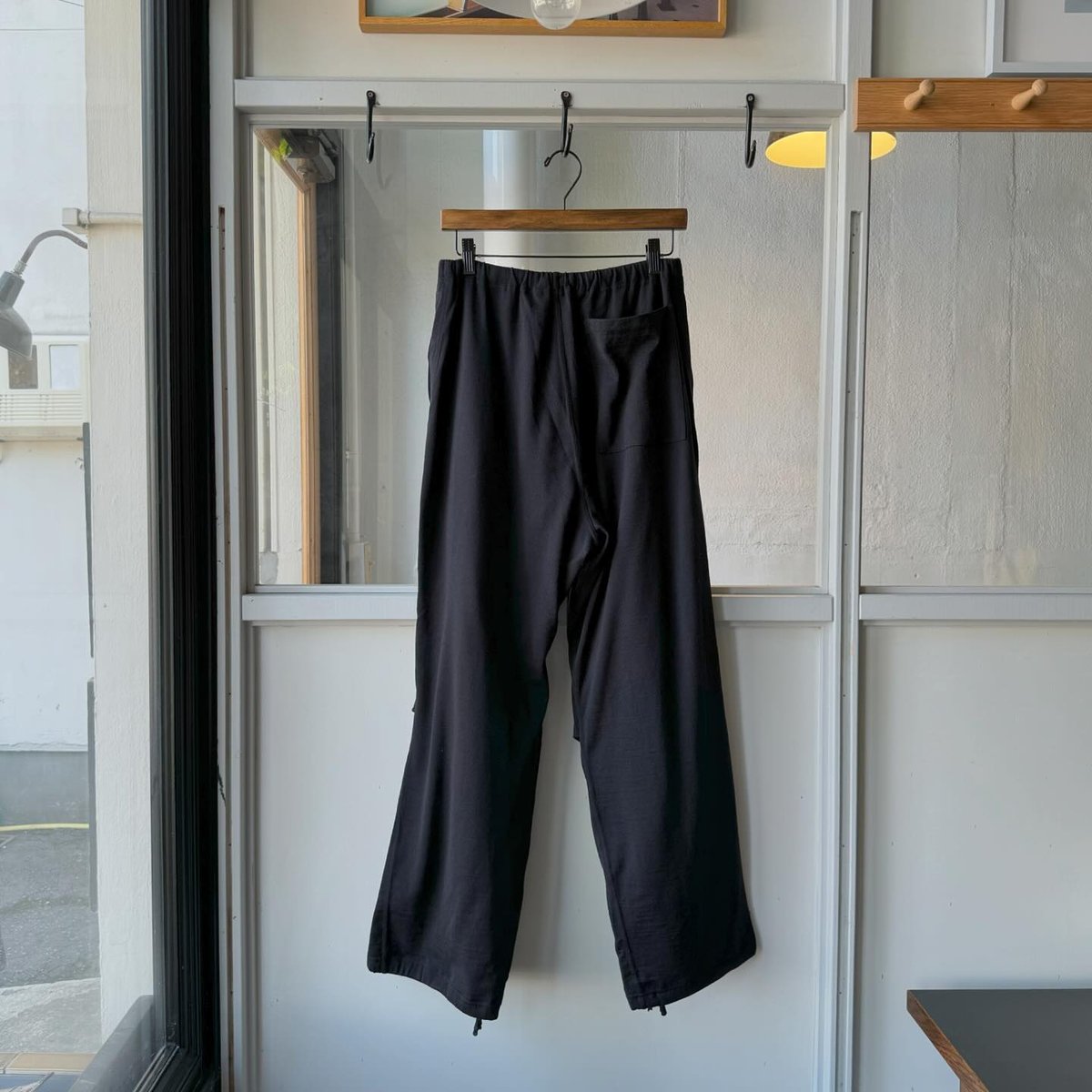 COMOLI 23SS ウールニータックパンツ NAVY サイズ3 COMOLI (コモリ) ウールニット ニータックパンツ [NAVY]