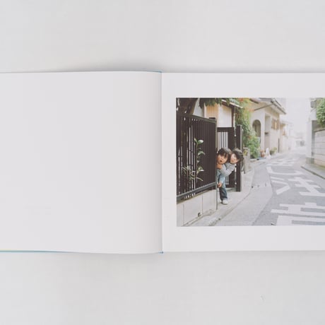 「Haru and Mina」Hideaki Hamada　ー　濱⽥英明