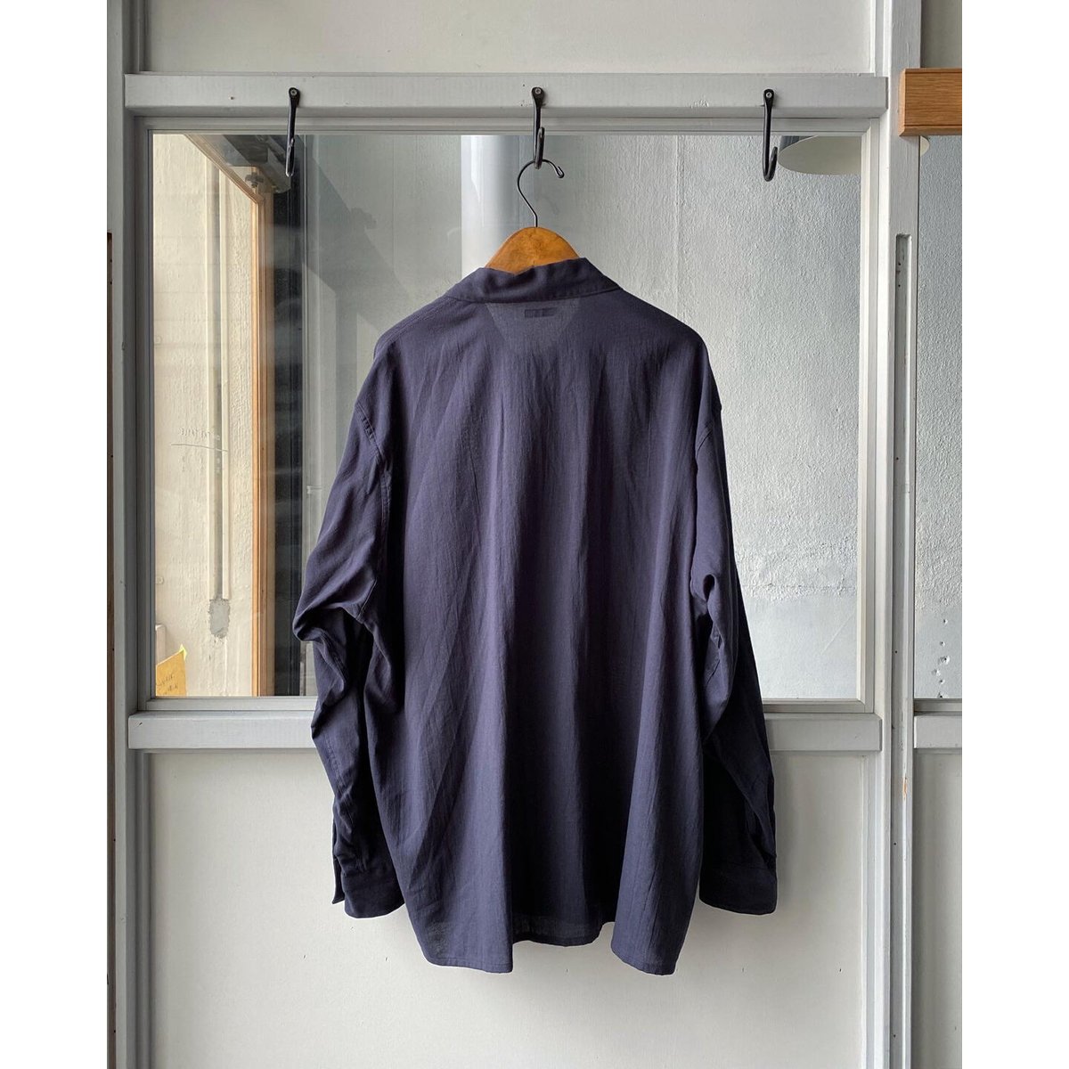 COMOLI 空紡オックス C.P.Oシャツ | Less Higashikawa COMOLI 空紡オックス C.P.Oシャツ | Less Higashikawa