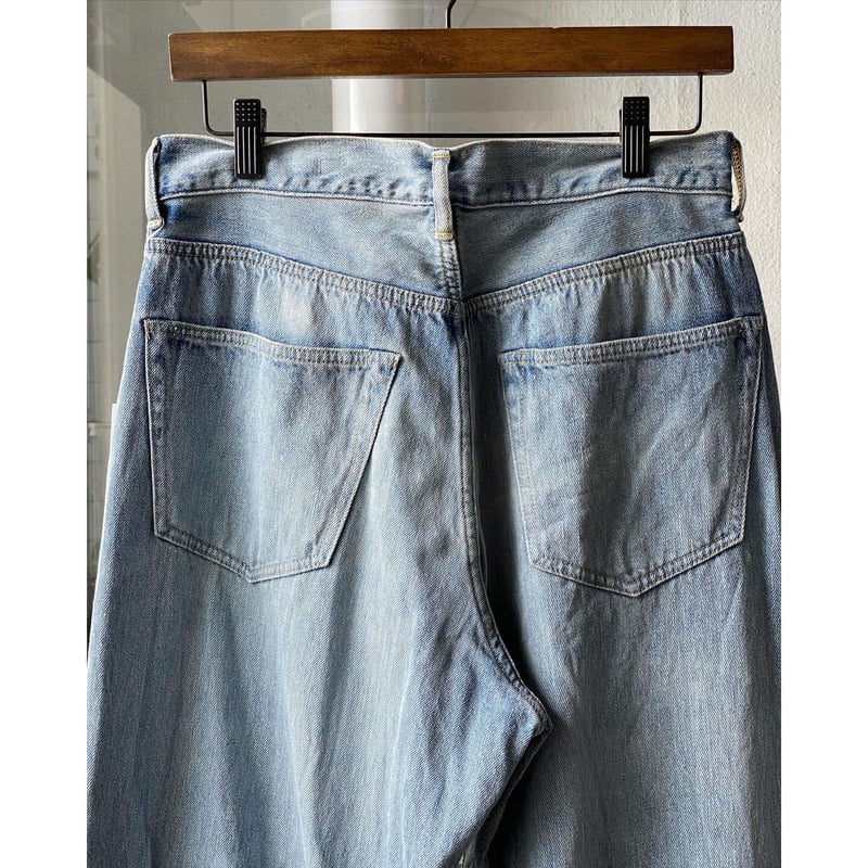 COMOLI デニム 5Pパンツ BLEACH | Less Higashikawa COMOLI デニム 5Pパンツ BLEACH | Less Higashikawa