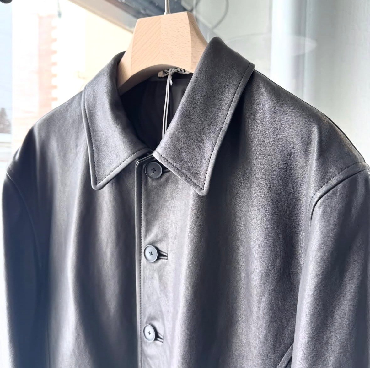 AURALEE TEXTURED LAMB LEATHER BLOUSON | Less H