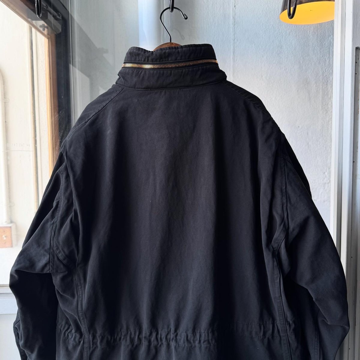 COMOLI 製品染 M65ジャケット | Less Higashikawa