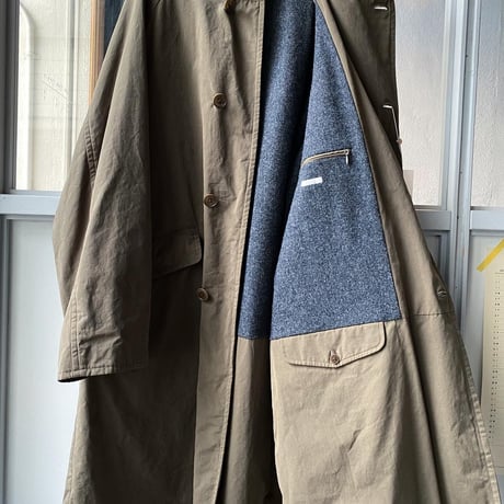 COMOLI フーデッドコート