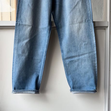 AURALEE　SELVEDGE FADED LIGHT DENIM WIDE PANTS