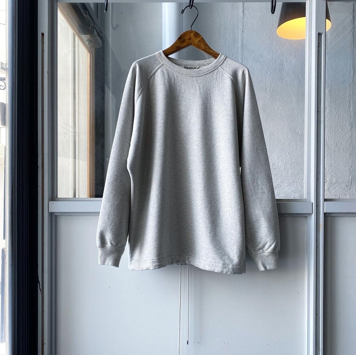 AURALEE SUPER SOFT SWEAT DRAW CODE BIG P/O A...